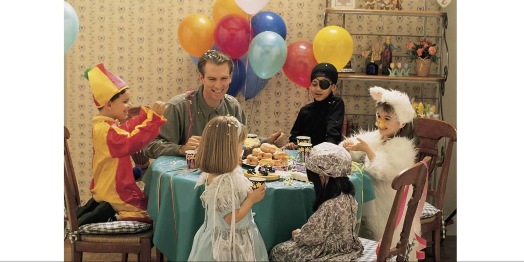 Plan a themed party