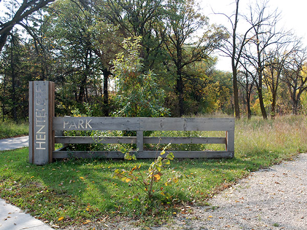 Henteleff Park