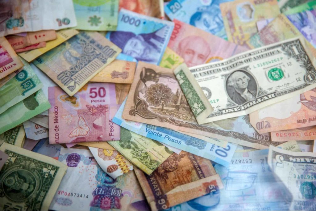 Managing Your Finances with Currency Exchange