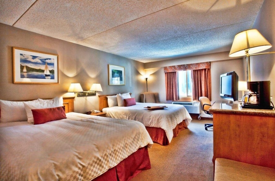 Humphry Inn & Suites