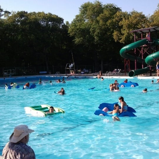 Kildonan Park Outdoor Pool