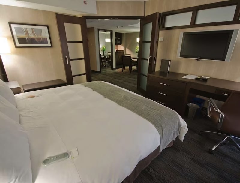 Radisson Hotel Winnipeg Downtown image 1