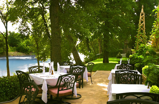 529 Wellington Steakhouse