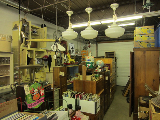 Brian’s Corner Antiques & Thrift