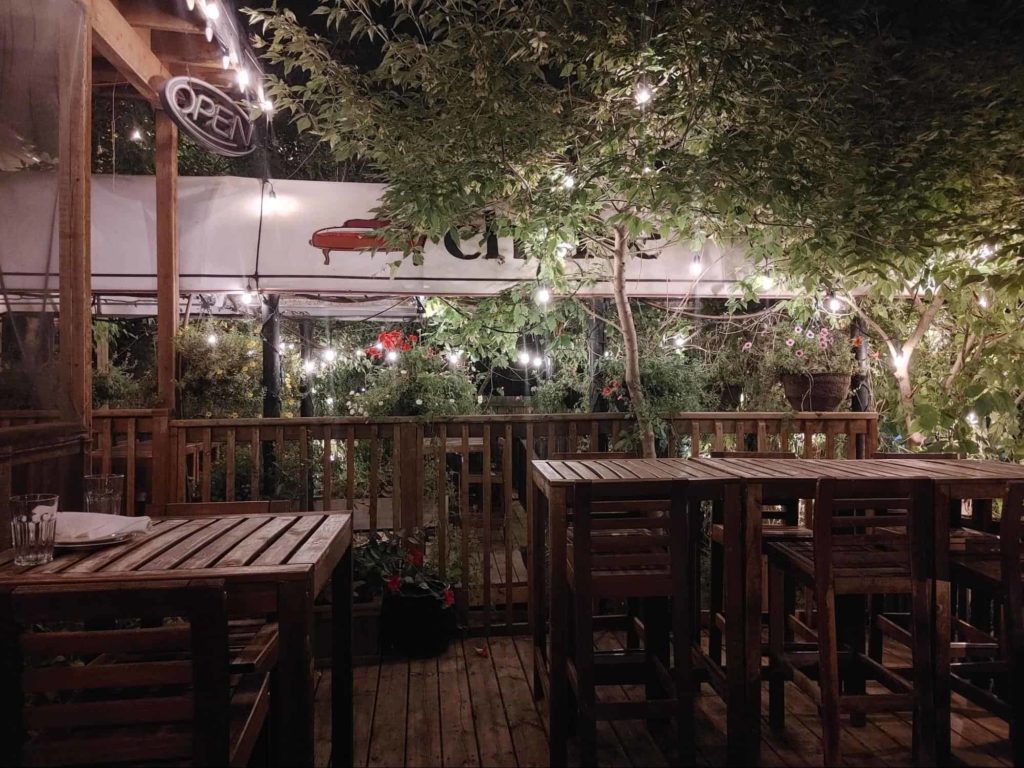 Chaise Café & Lounge