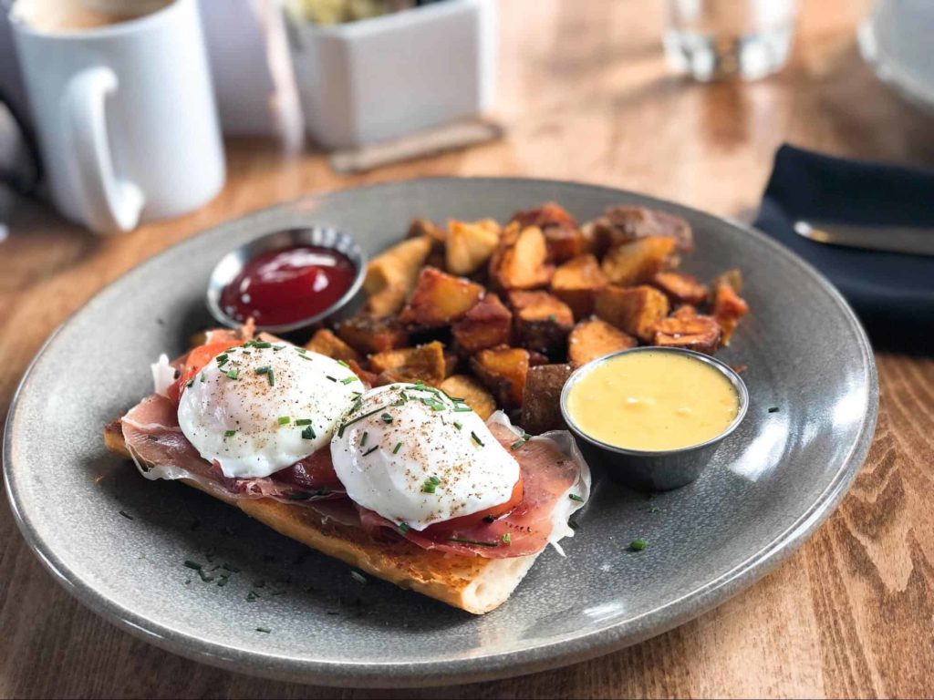Cibo Waterfront Café
