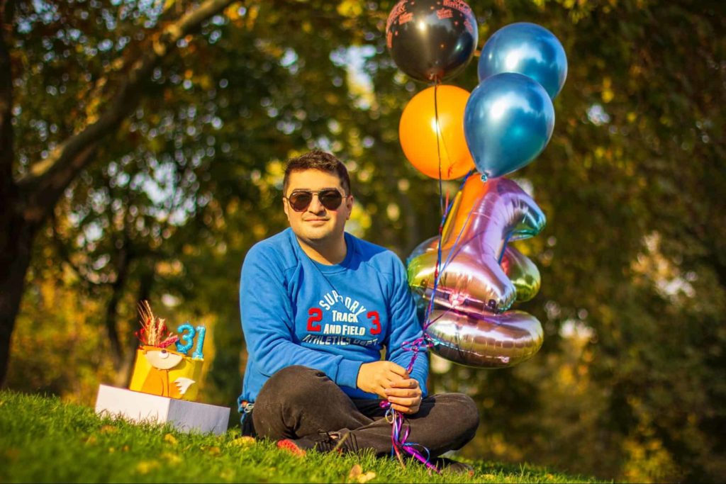 Go on a picnic at Assiniboine Park