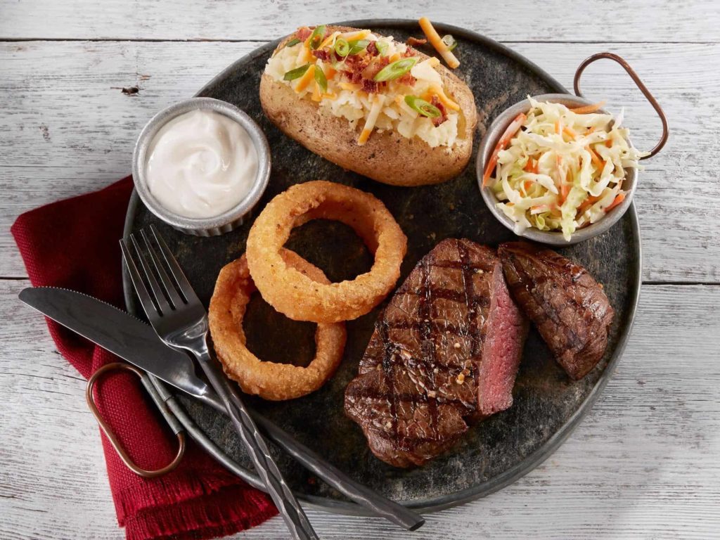 Montana's BBQ & Bar