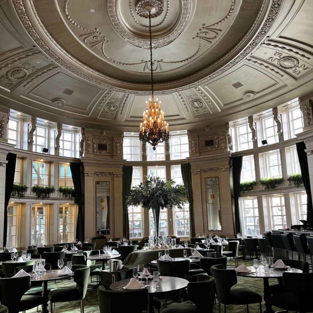 Oval Room Brasserie