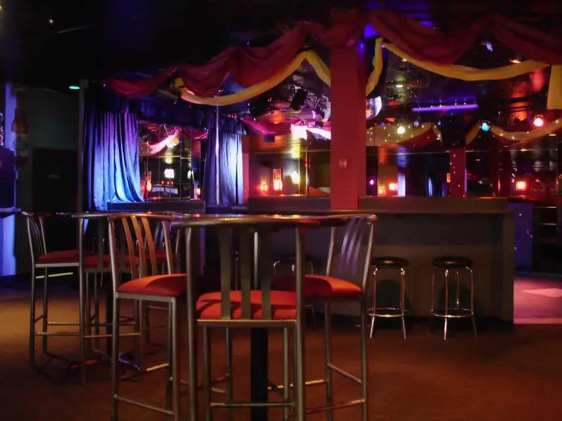 Club 200